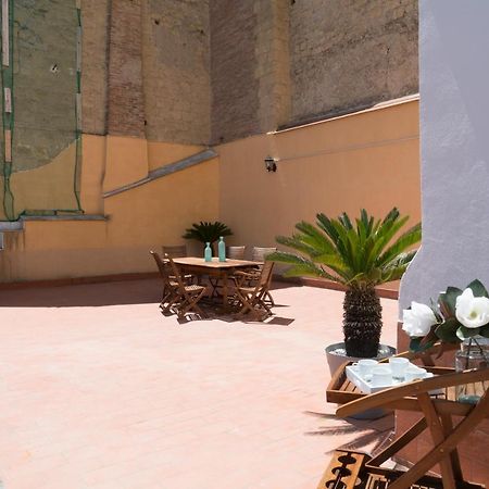 Suite & Luxury Rooms Palazzo Diomede Carafa Nápoles Exterior foto