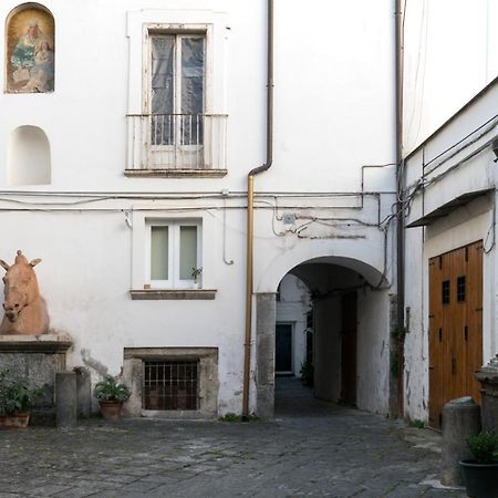 Suite & Luxury Rooms Palazzo Diomede Carafa Nápoles Exterior foto