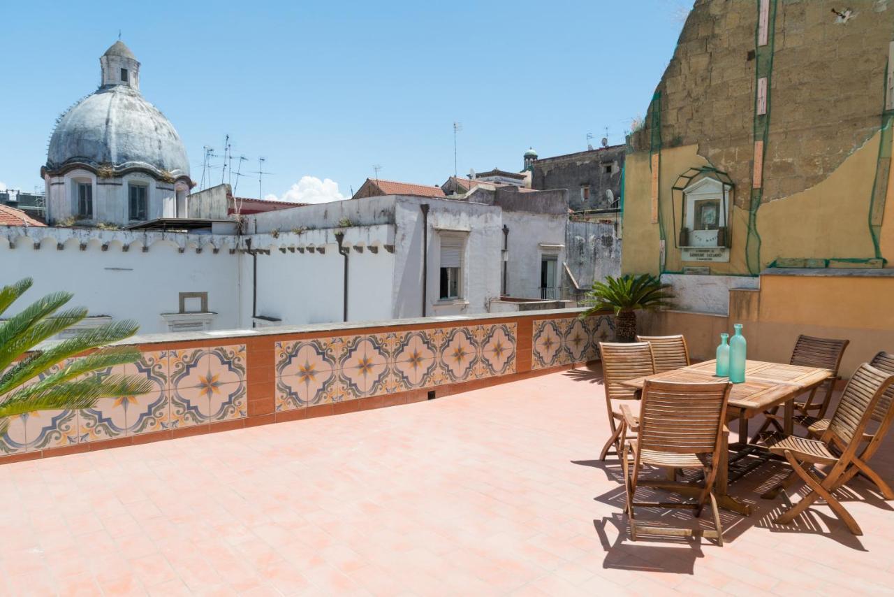 Suite & Luxury Rooms Palazzo Diomede Carafa Nápoles Exterior foto