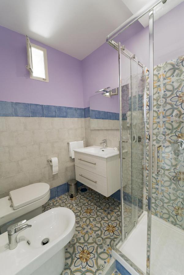 Suite & Luxury Rooms Palazzo Diomede Carafa Nápoles Exterior foto