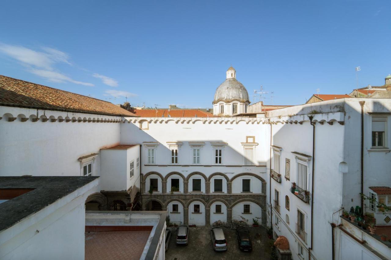 Suite & Luxury Rooms Palazzo Diomede Carafa Nápoles Exterior foto