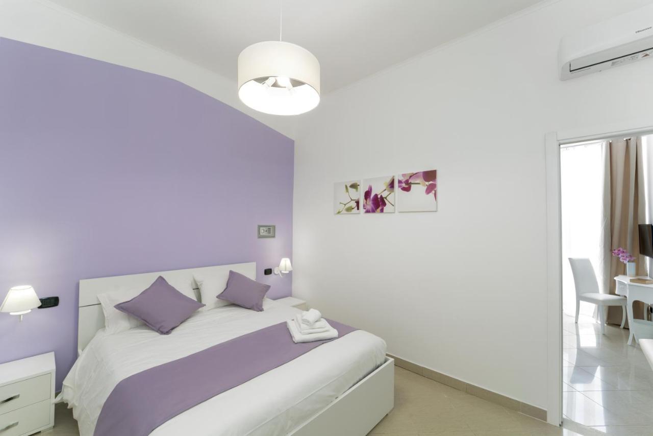 Suite & Luxury Rooms Palazzo Diomede Carafa Nápoles Exterior foto