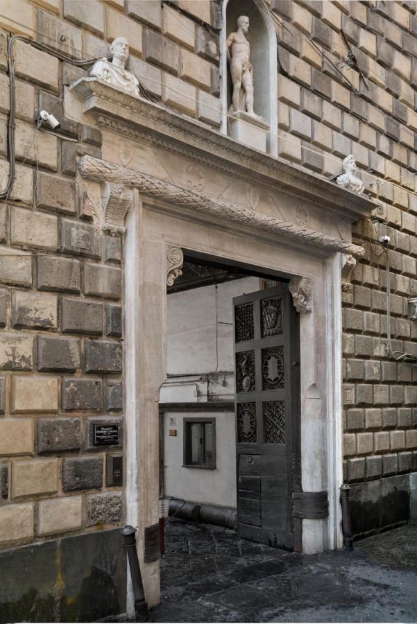 Suite & Luxury Rooms Palazzo Diomede Carafa Nápoles Exterior foto
