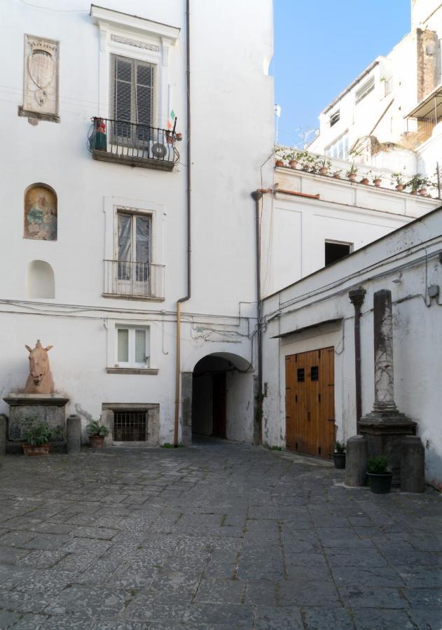 Suite & Luxury Rooms Palazzo Diomede Carafa Nápoles Exterior foto